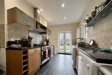 8 bed house, Fern Avenue, Jesmond, Newcastle, NE22QY - Image 2